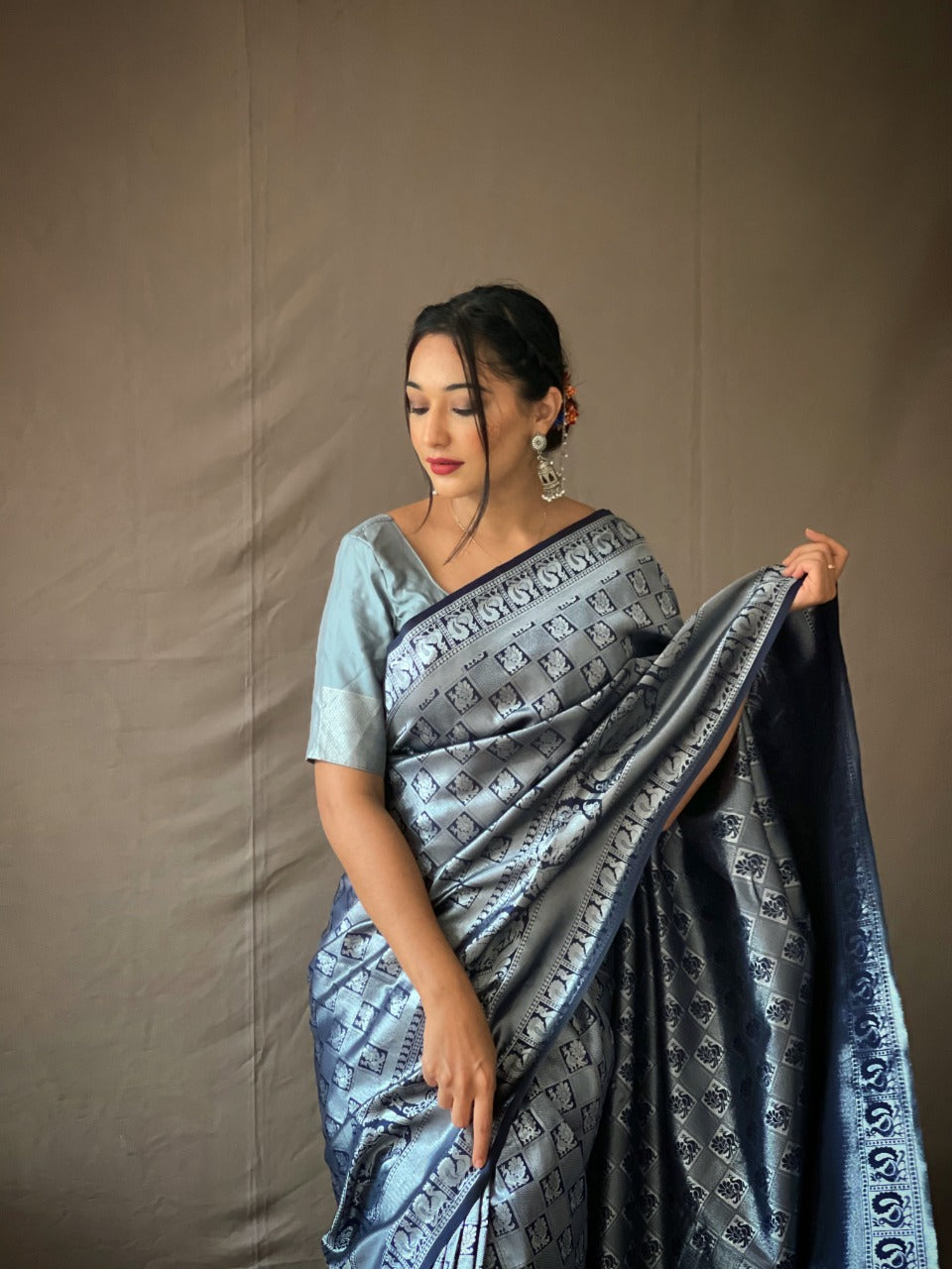 Buy BANARASI PATOLA Aqua Blue With Silver Zari Weaved Banarasi Silk Saree  With All Over Zari Woven Ethnic Motifs Pattern With Blouse Piece | Shoppers  Stop